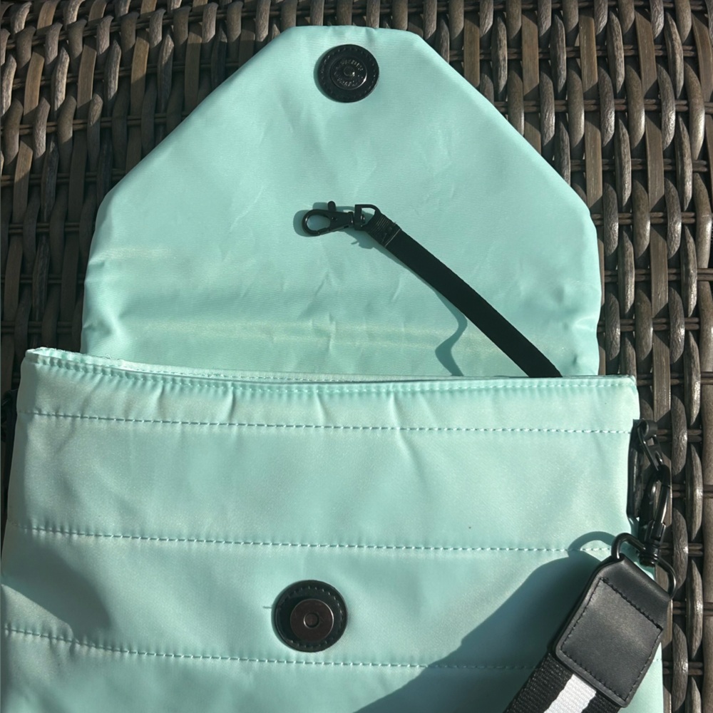 IHKWIP Mint Quilted Couture Crossbody Bag 2 Straps Envelope Style Magnetic Close - Picture 11 of 16